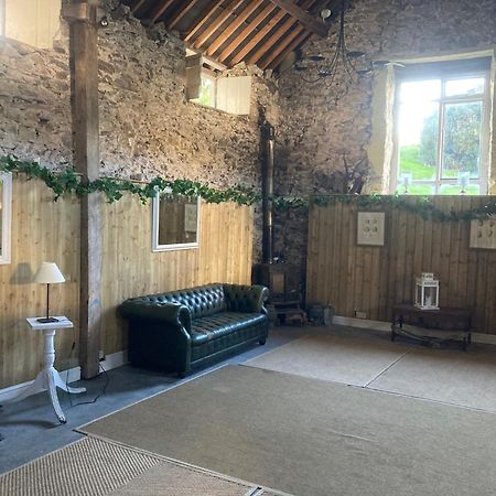 Penbedw Uchaf Estate - Rural Retreats, Tennis Mold Dış mekan fotoğraf
