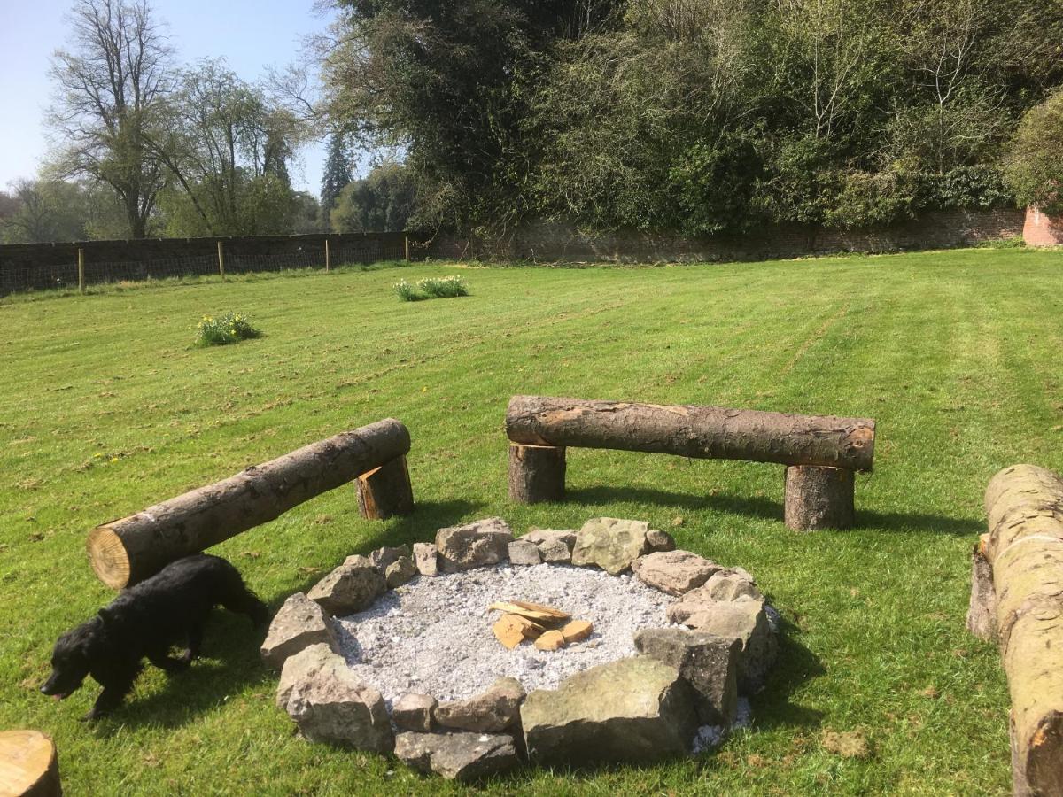Penbedw Uchaf Estate - Rural Retreats, Tennis Mold Dış mekan fotoğraf